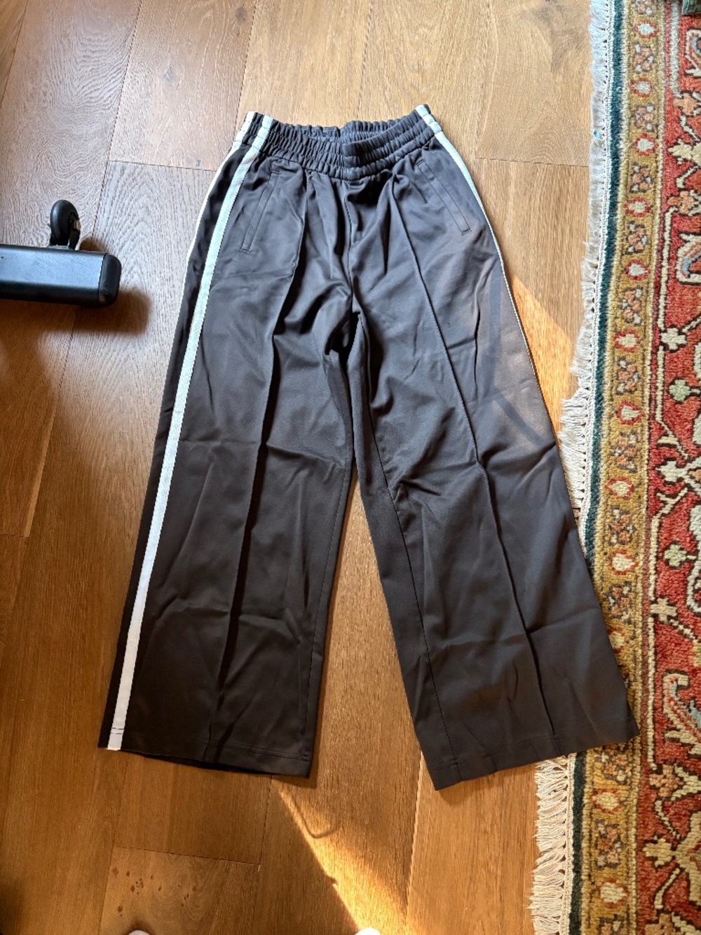 Athleta TEMPO MID RISE WIDE LEG TRACK PANT NWOT